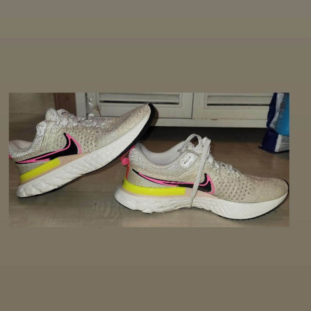 Mens Athletic Running Shoes